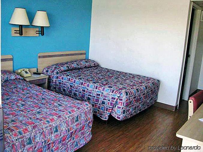 Motel 6 Kansas City, Mo - Airport Екстериор снимка